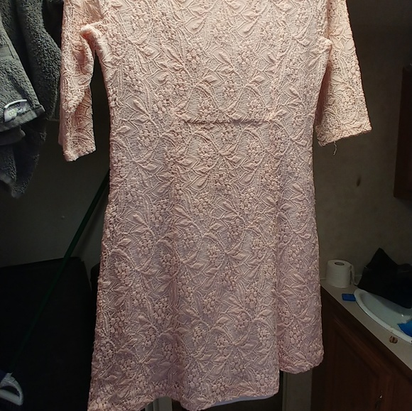 Maeve Pink Lace Dress - Picture 4 of 4
